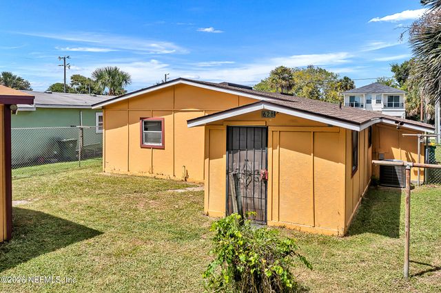628 3RD Avenue S, Jacksonville Beach, FL 32250