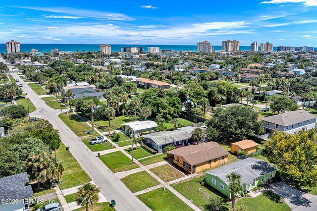 628 3RD Avenue S, Jacksonville Beach, FL 32250
