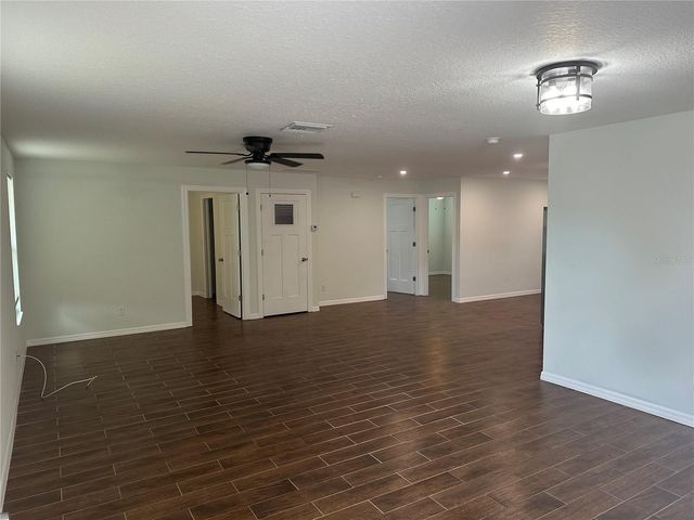 3735 39TH AVENUE N, St Petersburg, FL 33714