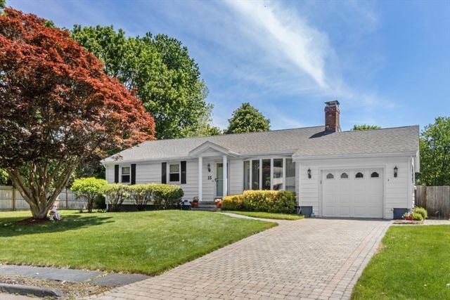 15 Fernwood Road, Saugus, MA 01906