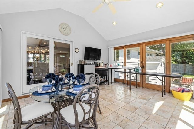 15 Fernwood Road, Saugus, MA 01906