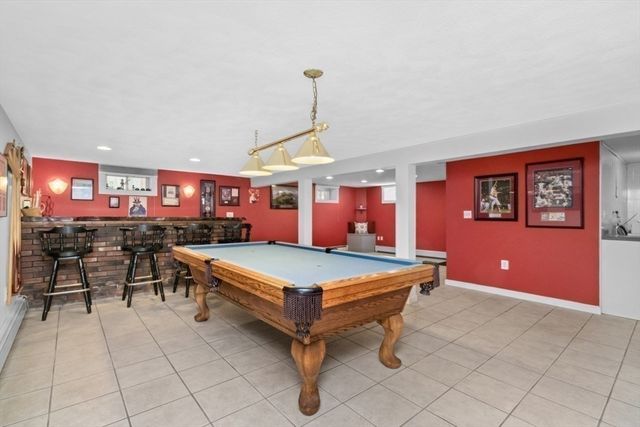 15 Fernwood Road, Saugus, MA 01906