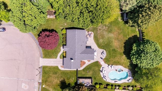 15 Fernwood Road, Saugus, MA 01906