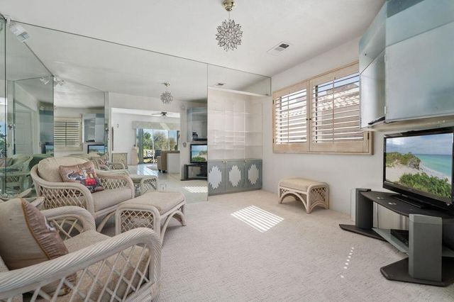 36 Colonial Drive, Rancho Mirage, CA 92270