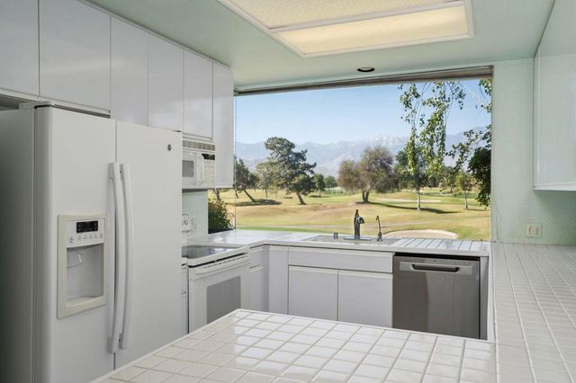 36 Colonial Drive, Rancho Mirage, CA 92270