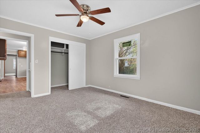 507 W Russell Avenue, Nowata, OK 74048