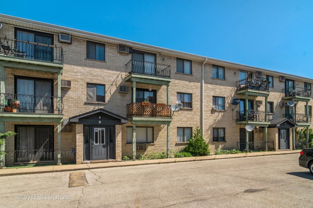 2016 N Harlem Avenue 11W, Elmwood Park, IL 60707
