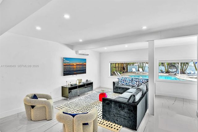 4024 Jefferson St, Hollywood, FL 33021