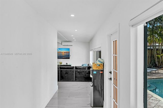 4024 Jefferson St, Hollywood, FL 33021