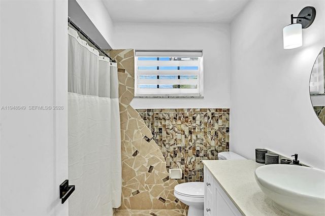 4024 Jefferson St, Hollywood, FL 33021