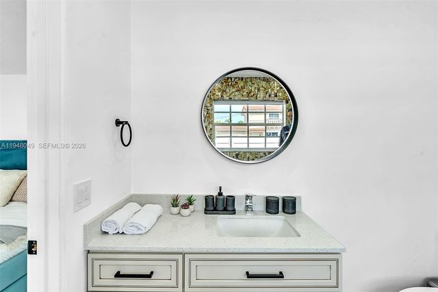 4024 Jefferson St, Hollywood, FL 33021