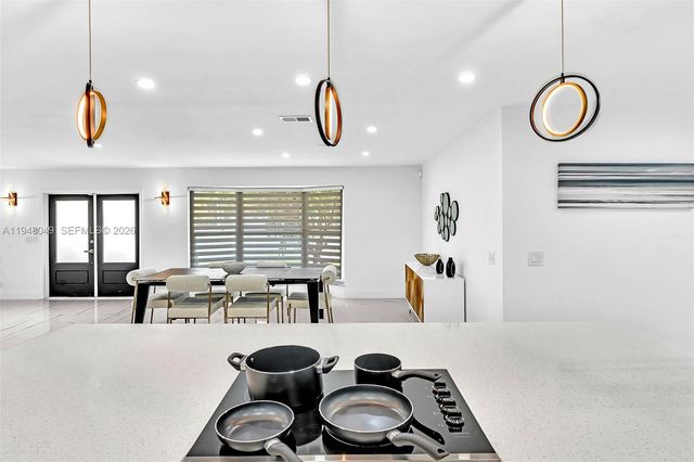 4024 Jefferson St, Hollywood, FL 33021