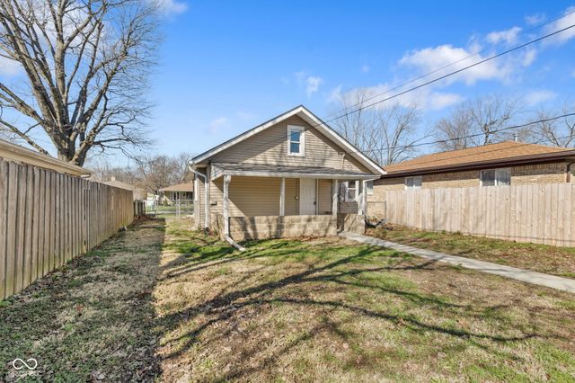 237 N 8th Avenue, Beech Grove, IN 46107