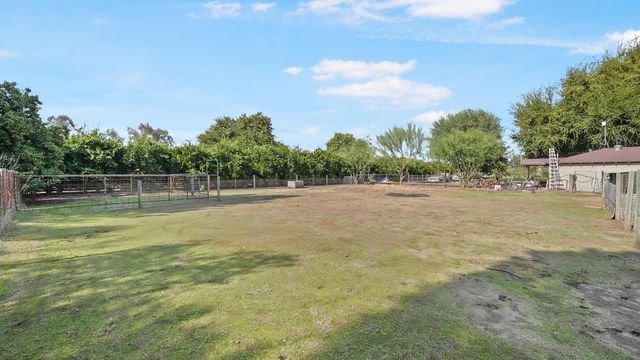 651 S Cornucopia Road, Exeter, CA 93221