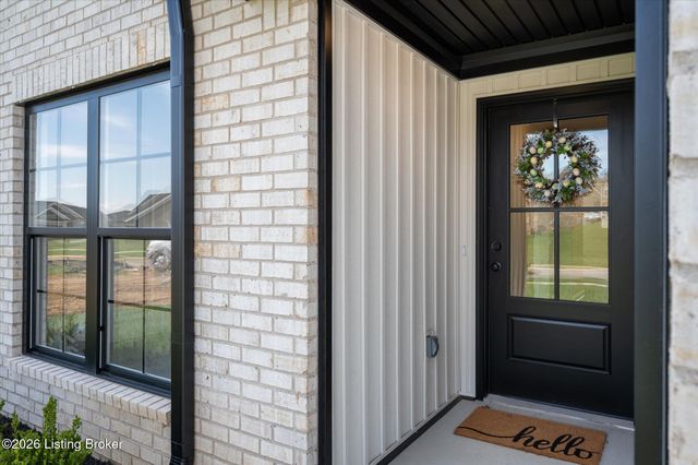 109 Broken Arrow Ct, Mt Washington, KY 40165