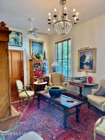 606 State Street, Natchez, MS 39120