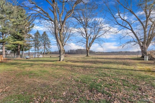 1073 Lyndale Lane, Marilla, NY 14059