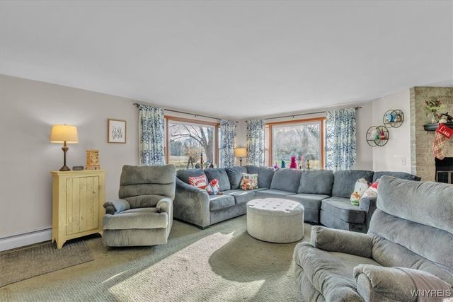 1073 Lyndale Lane, Marilla, NY 14059