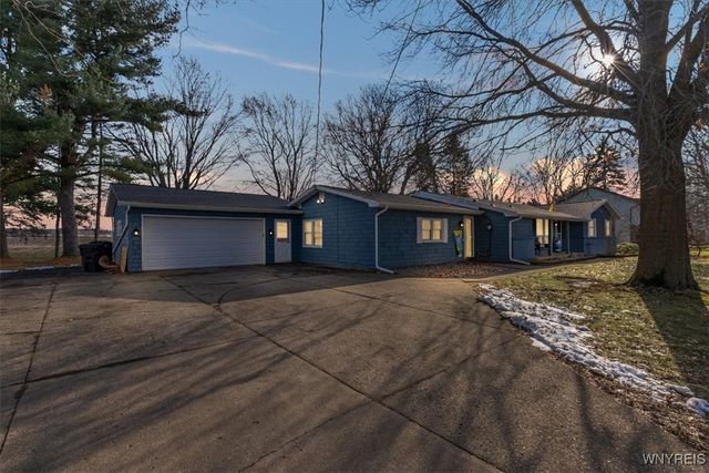 1073 Lyndale Lane, Marilla, NY 14059