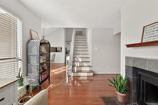 2277 S Kirkwood Road 1002, Houston, TX 77077