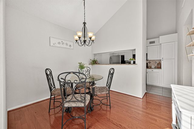 2277 S Kirkwood Road 1002, Houston, TX 77077