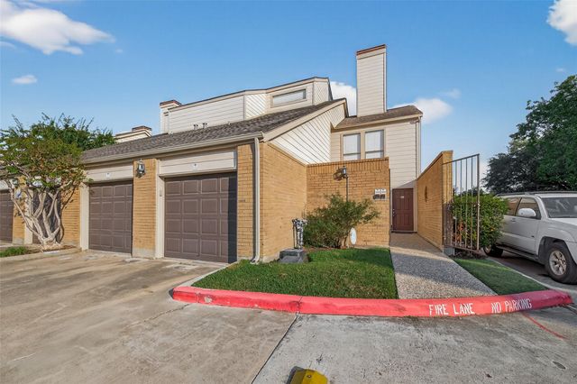 2277 S Kirkwood Road 1002, Houston, TX 77077