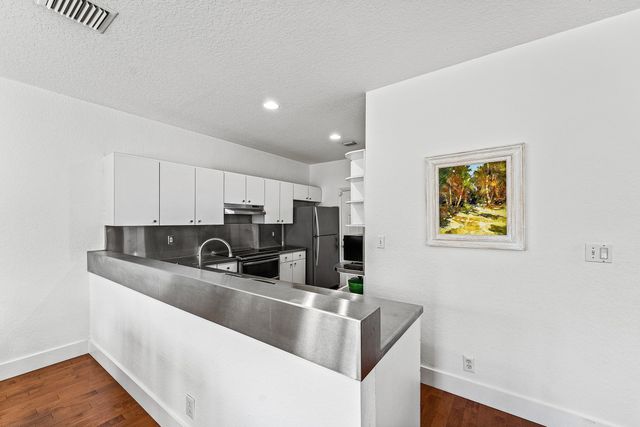 808 SW 7th Avenue, Fort Lauderdale, FL 33315