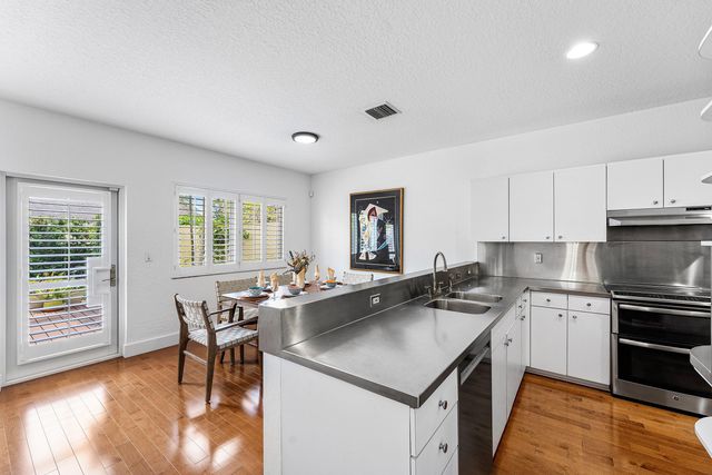 808 SW 7th Avenue, Fort Lauderdale, FL 33315