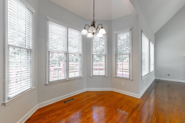 44 S Links Drive, Ringgold, GA 30736