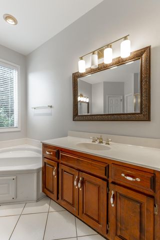 44 S Links Drive, Ringgold, GA 30736