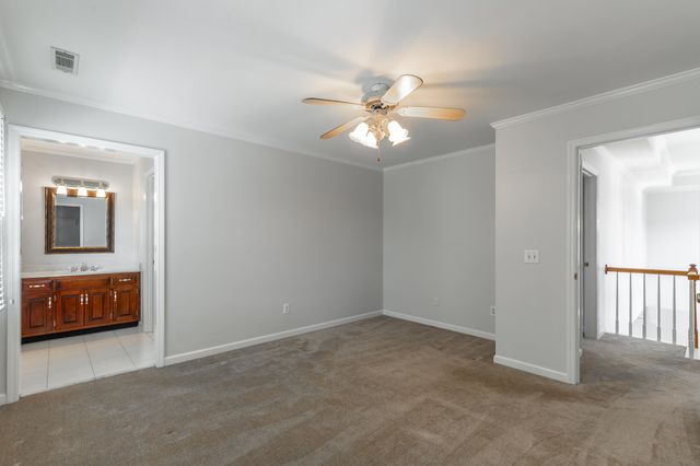 44 S Links Drive, Ringgold, GA 30736