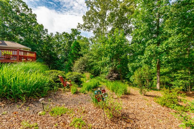 44 S Links Drive, Ringgold, GA 30736