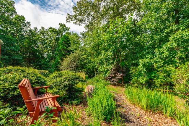 44 S Links Drive, Ringgold, GA 30736