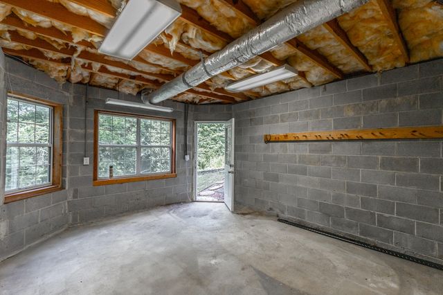 44 S Links Drive, Ringgold, GA 30736