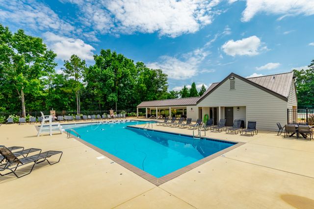 44 S Links Drive, Ringgold, GA 30736