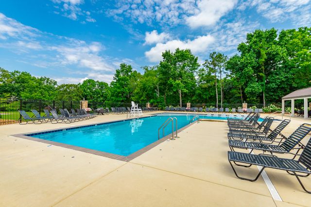 44 S Links Drive, Ringgold, GA 30736