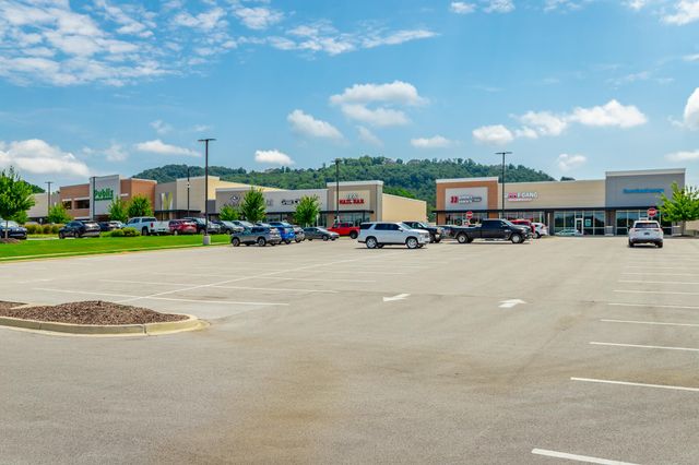44 S Links Drive, Ringgold, GA 30736