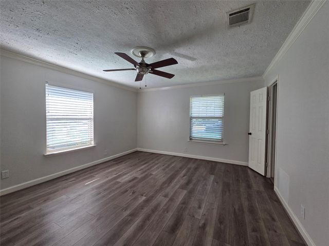 4718 Blanton Boulevard, Houston, TX 77092