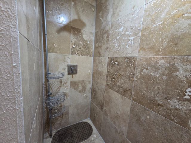 4718 Blanton Boulevard, Houston, TX 77092