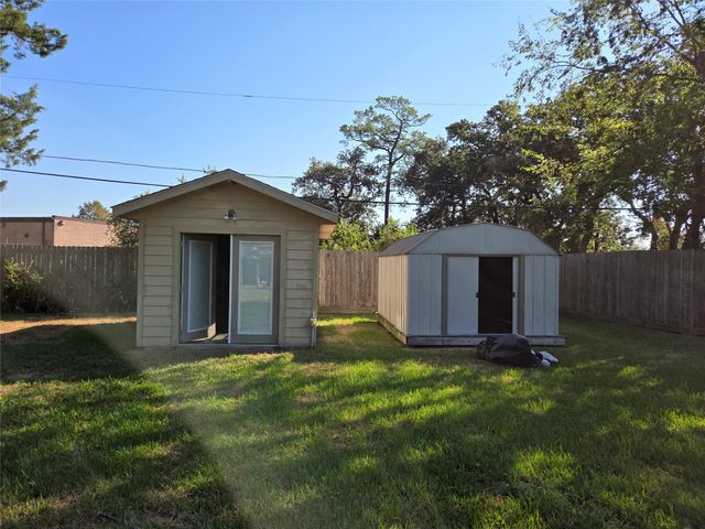 4718 Blanton Boulevard, Houston, TX 77092