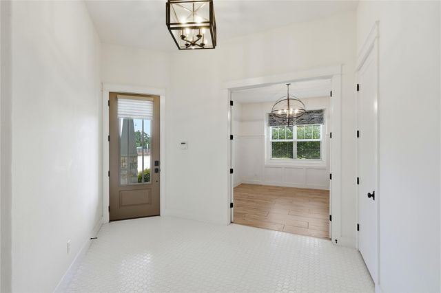 70 Santa Maria ST, Georgetown, TX 78628