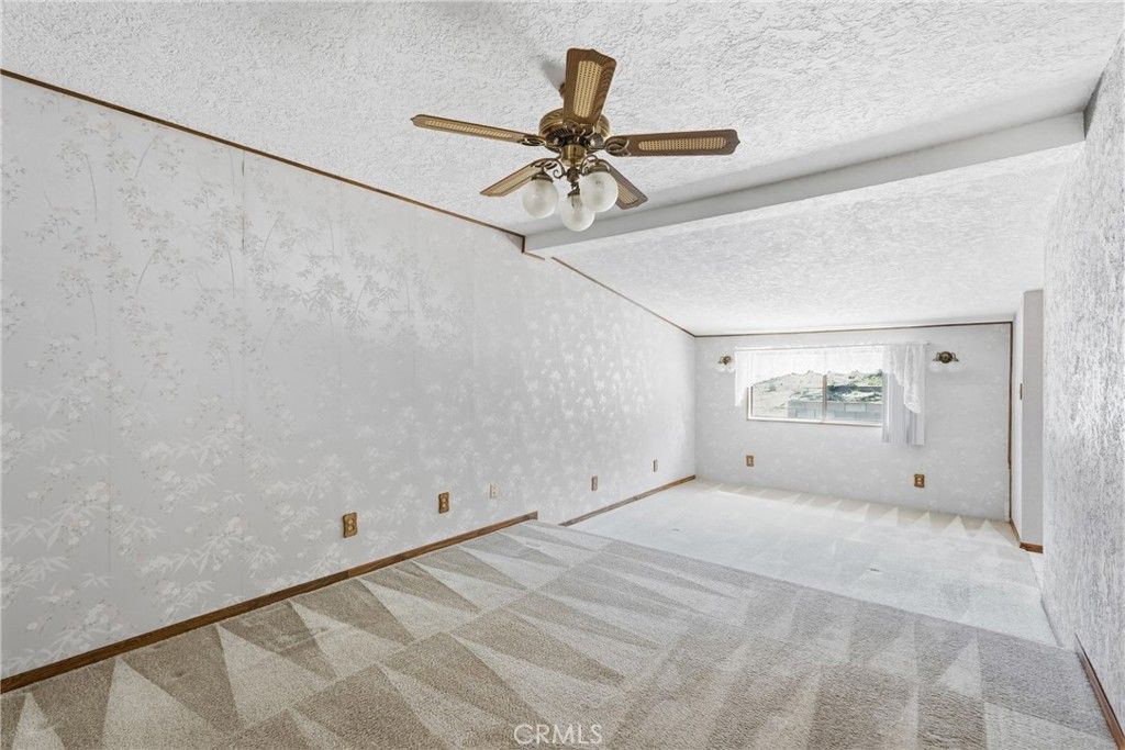 Image 16 of property listing at 1355 Via Del Carmel, Santa Maria, CA 93455