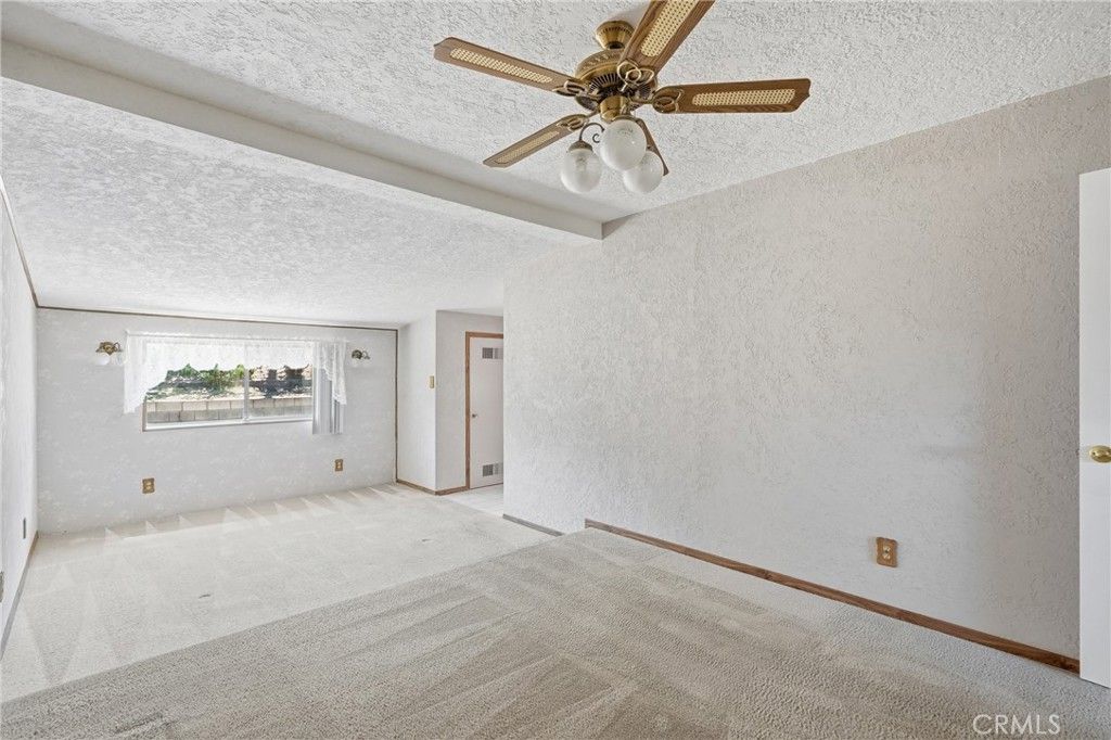 Image 17 of property listing at 1355 Via Del Carmel, Santa Maria, CA 93455