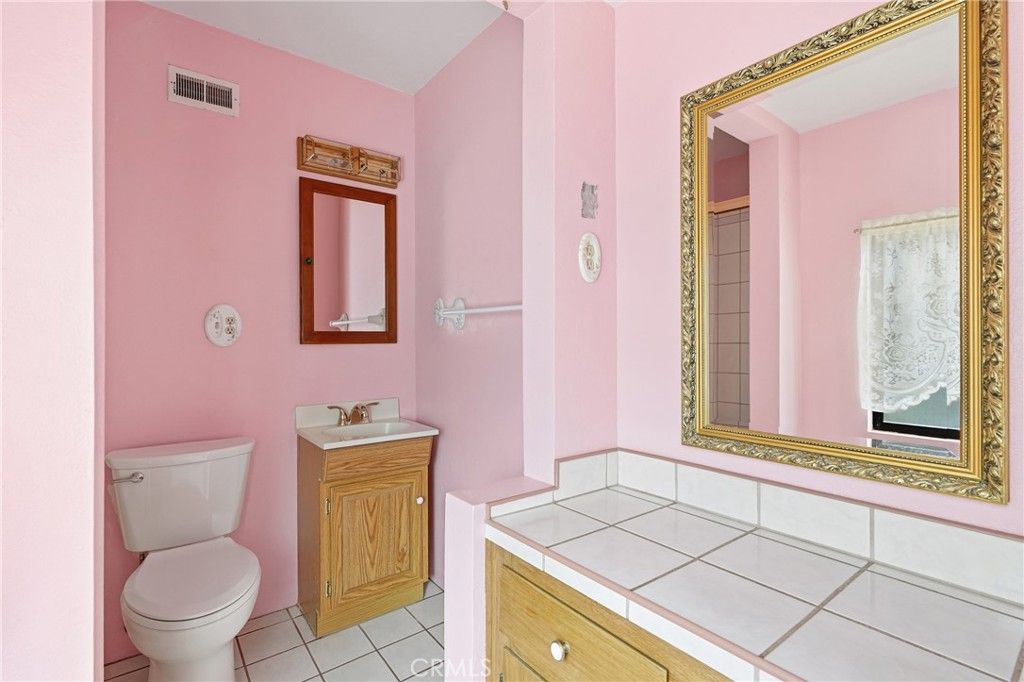 Image 19 of property listing at 1355 Via Del Carmel, Santa Maria, CA 93455