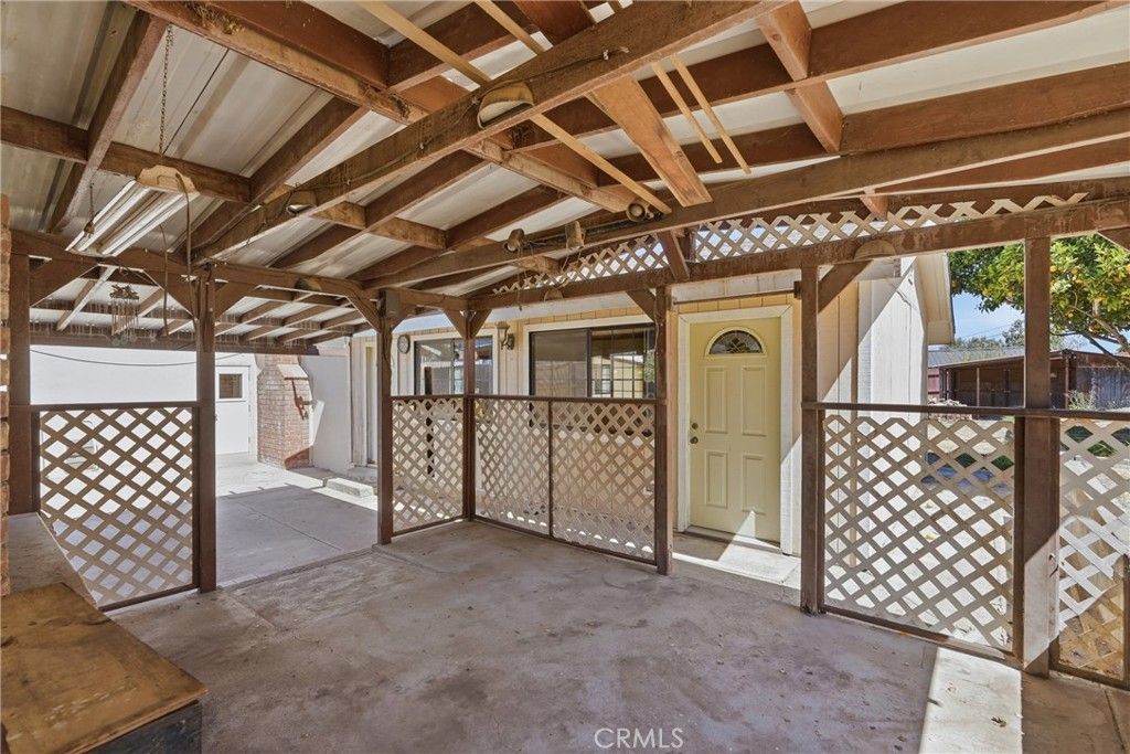 Image 23 of property listing at 1355 Via Del Carmel, Santa Maria, CA 93455