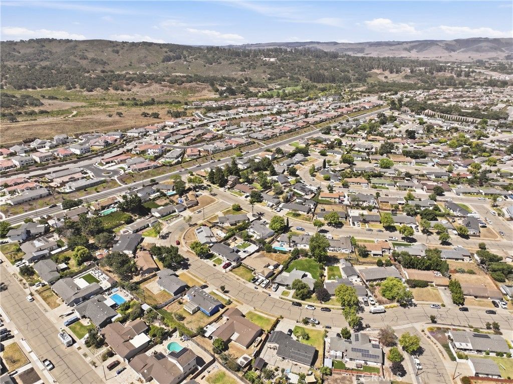 Image 42 of property listing at 1355 Via Del Carmel, Santa Maria, CA 93455
