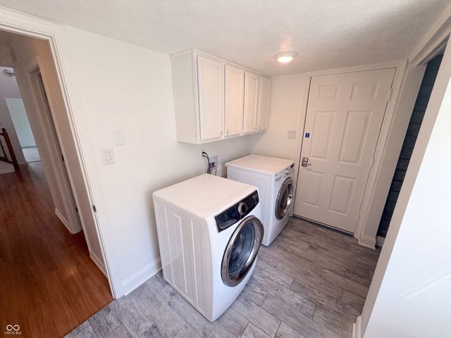7328 Chestnut Hills Boulevard, Indianapolis, IN 46278