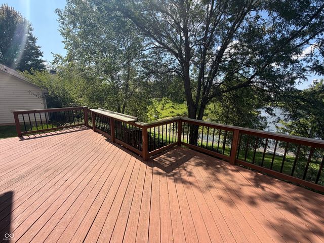 7328 Chestnut Hills Boulevard, Indianapolis, IN 46278
