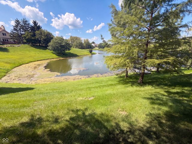 7328 Chestnut Hills Boulevard, Indianapolis, IN 46278