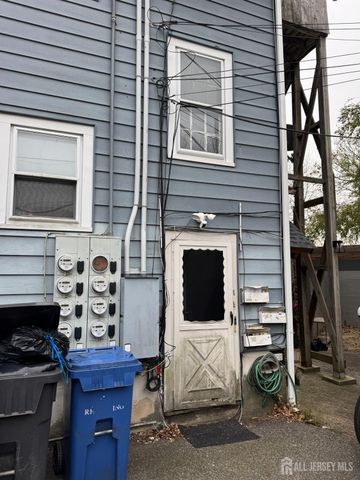 312 N 3rd Avenue, Highland Park, NJ 08904